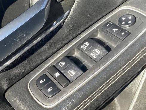 Certified 2024 RAM 1500 Laramie image 22