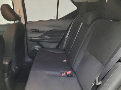 Used 2023 Nissan Kicks S image 18