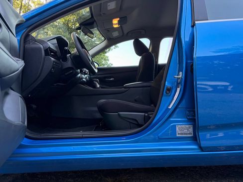 Used 2025 Nissan Sentra SV FWD image 24