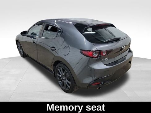 Used 2021 MAZDA MAZDA3 s image 5