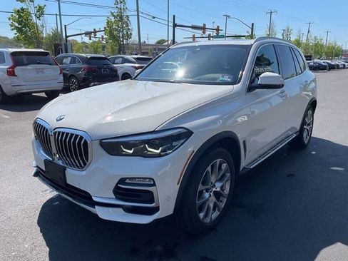 Used 2020 BMW X5 xDrive40i w/ Premium Package AWD/4WD image 3