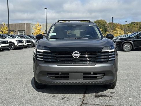 New 2026 Nissan Kicks SV w/ SV Premium Package image 2