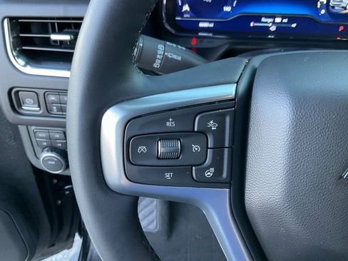 Used 2024 Chevrolet Tahoe Z71 w/ Luxury Package image 11