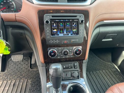 Used 2016 Chevrolet Traverse LT AWD/4WD image 13