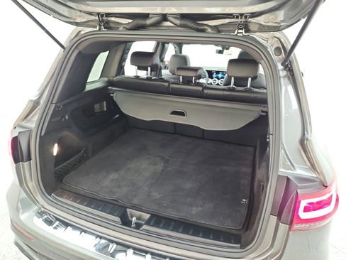 Used 2022 Mercedes-Benz GLB 250 image 21