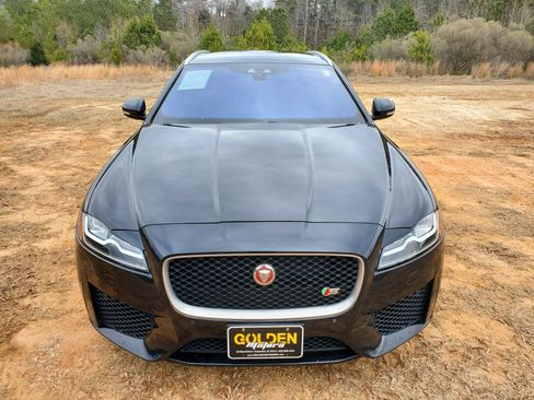 Used 2018 Jaguar XF First Edition image 17