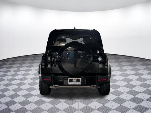 New 2026 Land Rover Defender 110 S AWD/4WD image 4