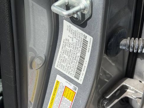 Used 2023 Honda Civic Sport image 19