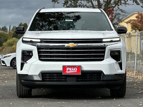 New 2026 Chevrolet Traverse LT image 12