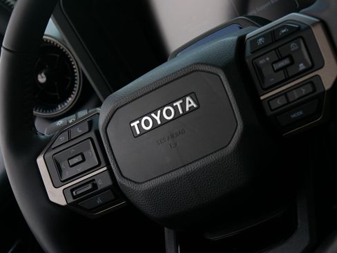 Used 2025 Toyota Land Cruiser w/ Premium Package AWD/4WD image 27