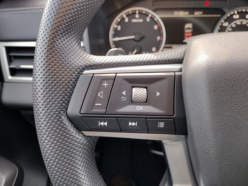 New 2026 Mitsubishi Outlander ES image 25