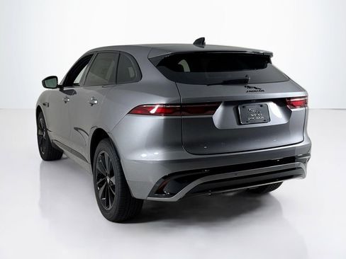 Certified 2025 Jaguar F-PACE R-Dynamic S image 3