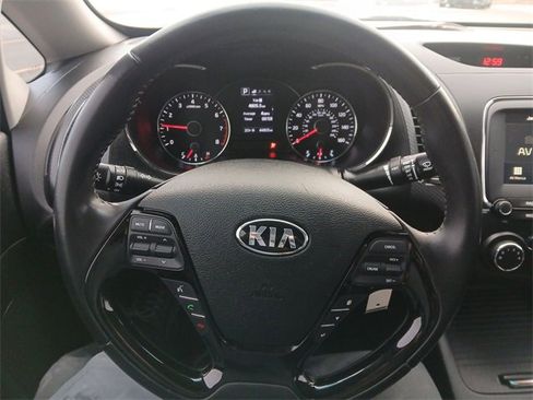 Used 2018 Kia Forte S image 14