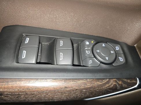 Used 2023 GMC Sierra 2500 Denali image 27