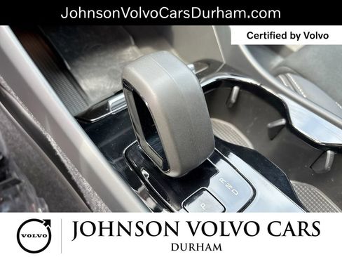 Certified 2024 Volvo XC40 Recharge Ultimate RWD image 24