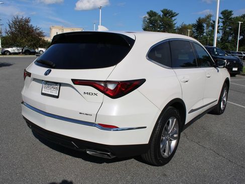 Used 2023 Acura MDX SH-AWD image 9