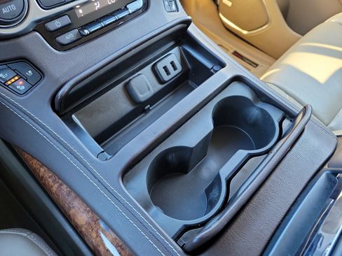 Used 2017 Chevrolet Tahoe Premier image 38