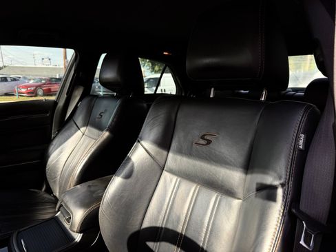 Used 2016 Chrysler 300 S RWD image 16