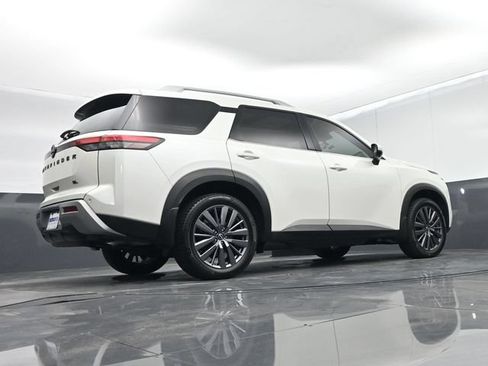 Used 2022 Nissan Pathfinder SL w/ SL Premium Package FWD image 54