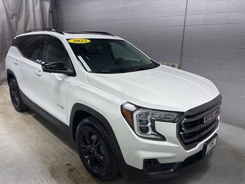 Certified 2023 GMC Terrain AT4 w/ Infotainment Package II image 5