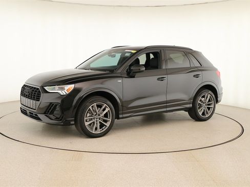 Certified 2024 Audi Q3 2.0T Premium Plus image 13