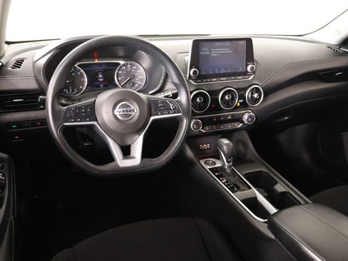 Used 2023 Nissan Sentra SV FWD image 2