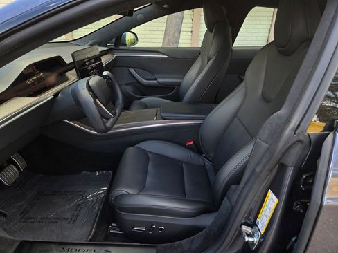 Used 2023 Tesla Model S Standard Range image 14