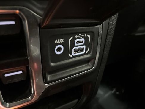 Used 2023 Jeep Wrangler Unlimited Sahara w/ Cold Weather Group image 23