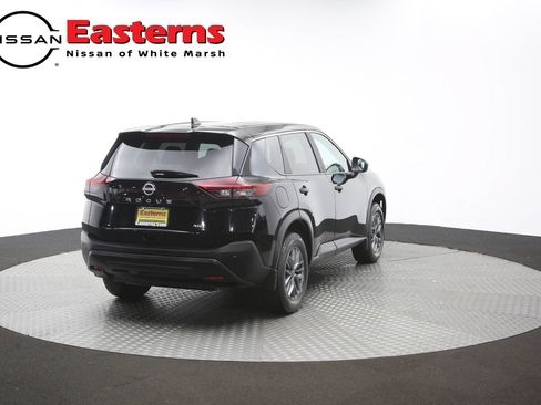 Used 2023 Nissan Rogue S AWD/4WD image 36