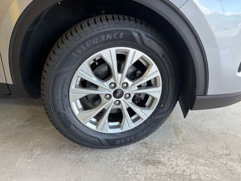 Certified 2023 Ford Escape Active AWD/4WD image 38