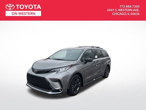 New 2026 Toyota Sienna XSE image 1
