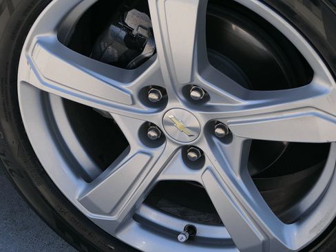 Used 2019 Chevrolet Volt LT FWD image 11