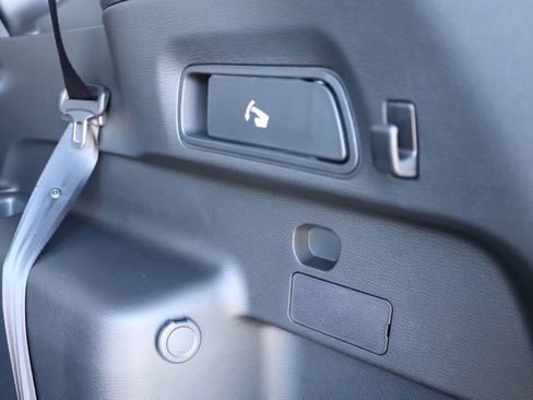 New 2026 Mitsubishi Outlander SE image 46