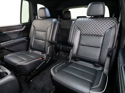 Used 2024 GMC Acadia Denali w/ Super Cruise Package image 25