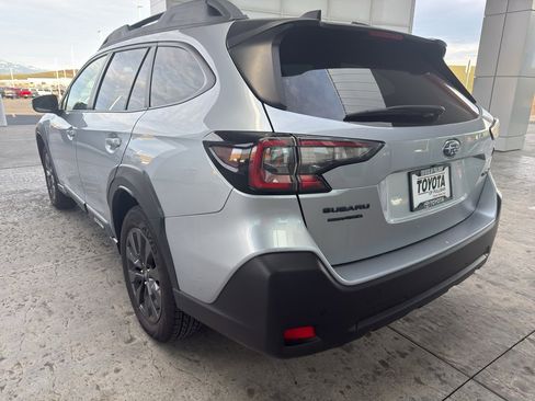 Used 2024 Subaru Outback Onyx Edition AWD/4WD image 6