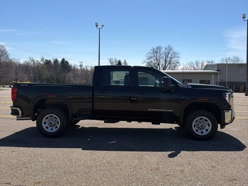 New 2026 GMC Sierra 2500 Pro AWD/4WD image 4