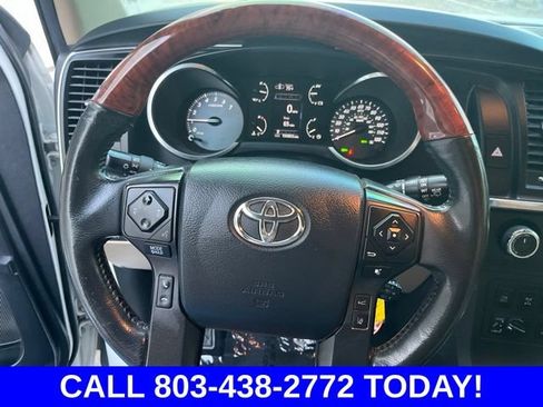 Used 2018 Toyota Sequoia Platinum AWD/4WD image 21