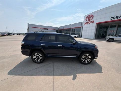 Used 2024 Toyota 4Runner Limited AWD/4WD image 2