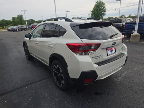 Used 2022 Subaru Crosstrek 2.5i Limited w/ Moonroof Package 2 AWD/4WD image 3
