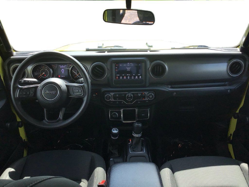 Used 2023 Jeep Gladiator Sport AWD/4WD image 23