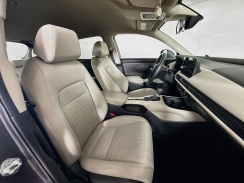 Certified 2026 Honda HR-V LX image 33