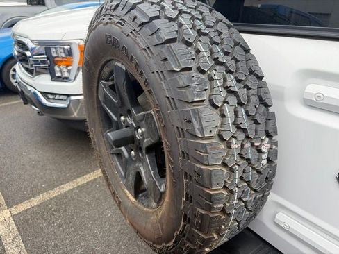 Used 2024 Ford Bronco Black Diamond AWD/4WD image 14