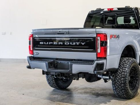 Used 2026 Ford F250 Platinum AWD/4WD image 32