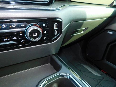 Used 2023 Chevrolet Silverado 1500 ZR2 w/ Technology Package image 38