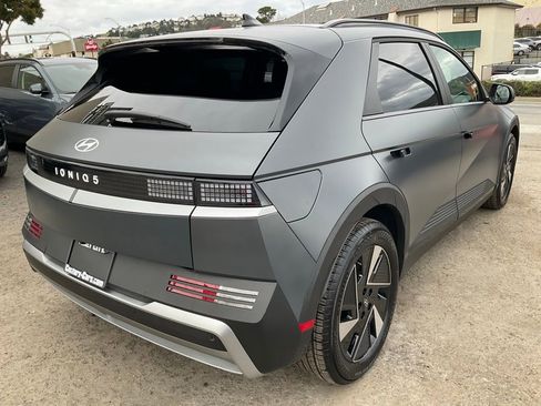 Used 2025 Hyundai Ioniq 5 SEL image 74