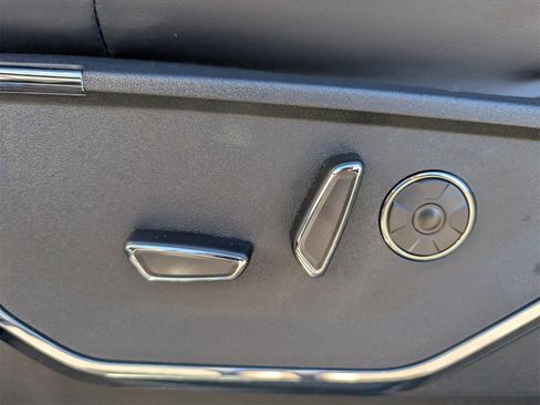 New 2025 Ford F150 Platinum w/ FX4 Off-Road Package image 15