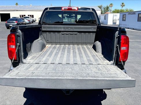 Used 2018 Chevrolet Colorado ZR2 w/ ZR2 Midnight Special Edition AWD/4WD image 26