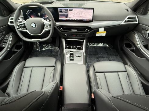 New 2026 BMW 330i Sedan w/ Premium Package image 28