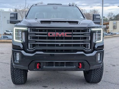 Used 2022 GMC Sierra 2500 AT4 w/ AT4 Preferred Package image 2