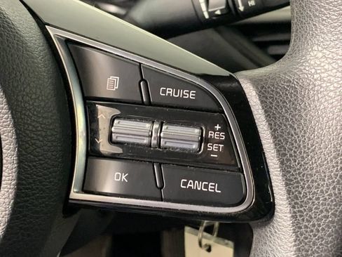 Used 2020 Kia Forte LXS FWD image 19